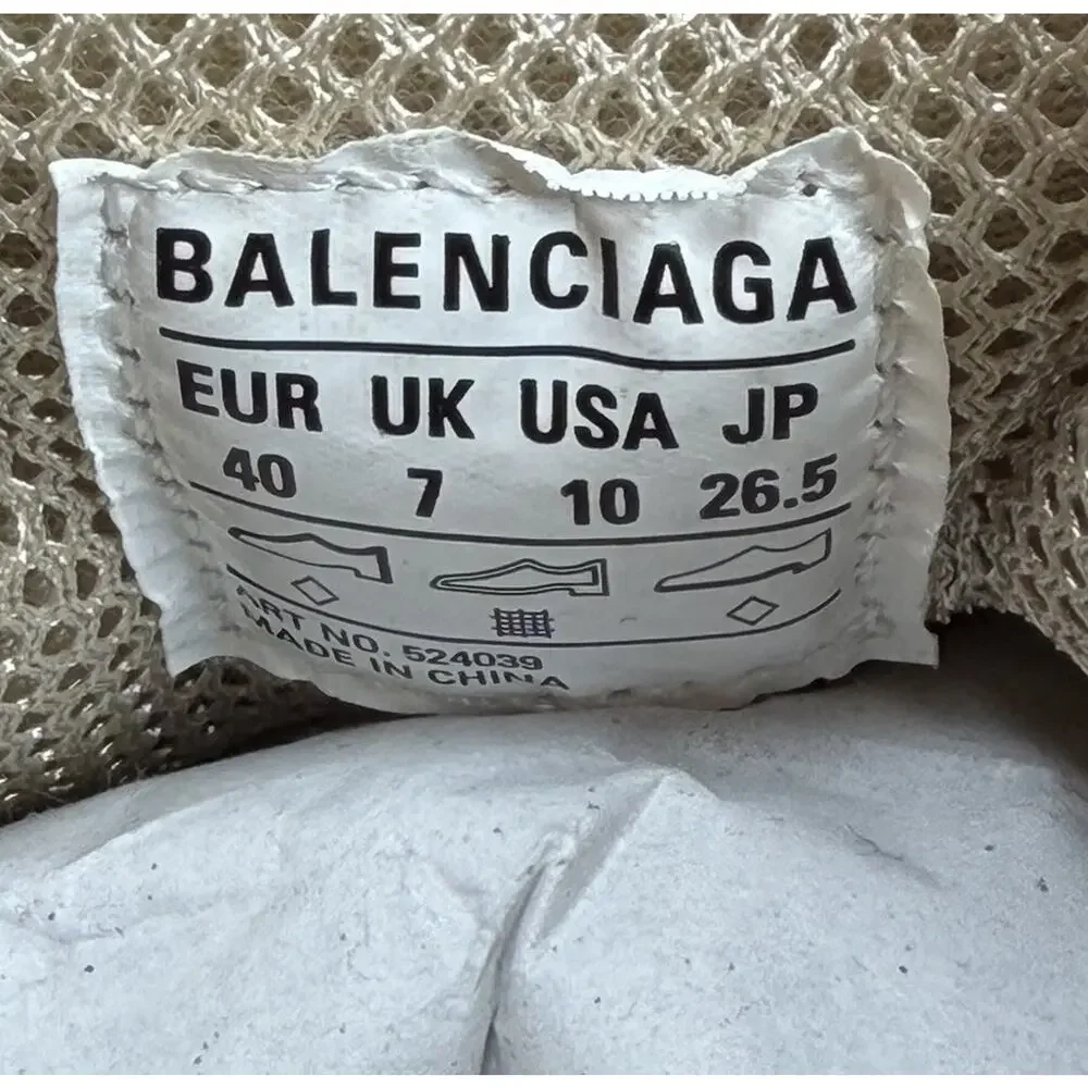 Size 40EU/10W - Balenciaga Triple S Beige Allover Logo NEW! - Picture 9 of 11